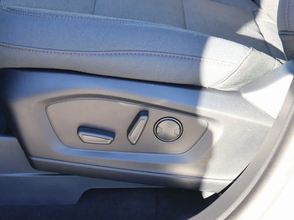 New 2026 Space White Metallic Ford Active image 26