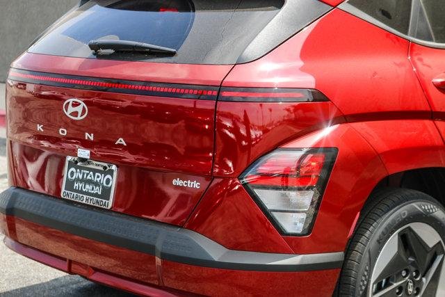2025 Hyundai Kona EV SEL - Photo 9