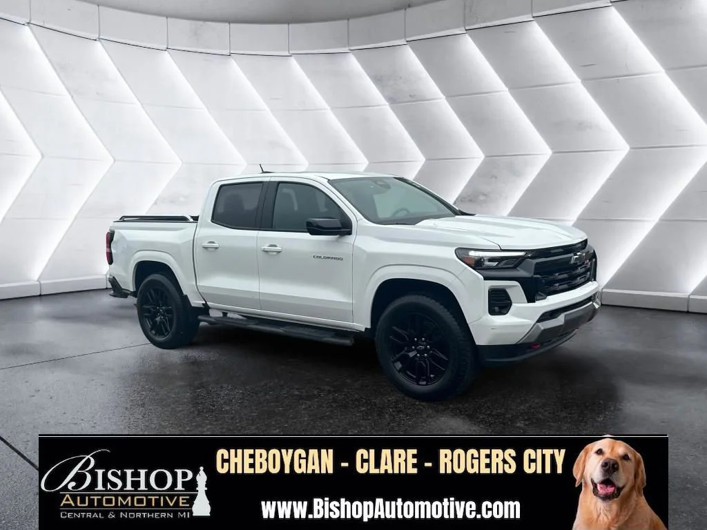 Pre-Owned 2024 Chevrolet Colorado Z71 Crew Cab image 21