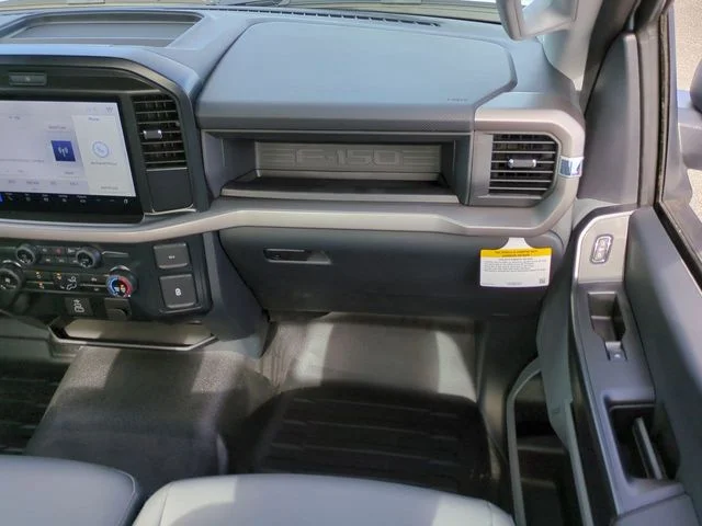 New 2026 Oxford White Ford XL image 16