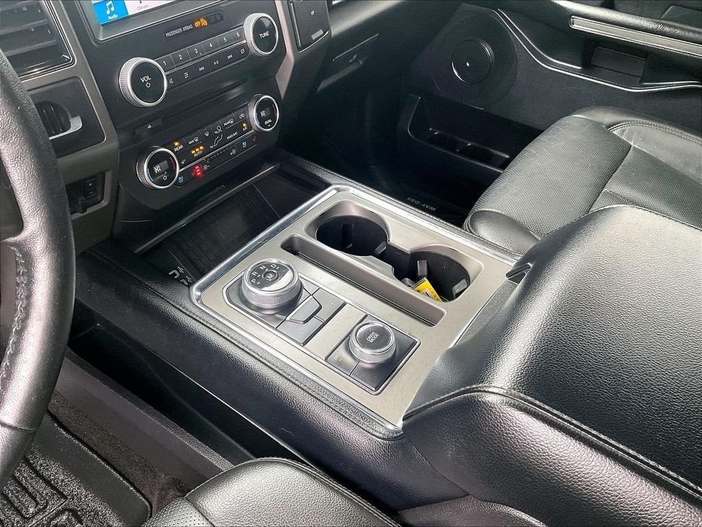 Used 2018 Silver Ford XLT image 21