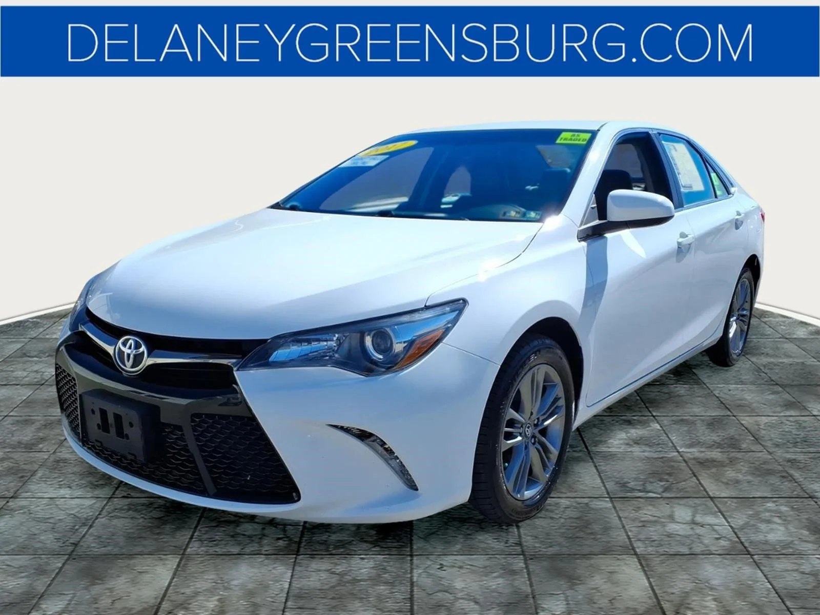 Used 2017 Super White 040 Toyota SE image 7