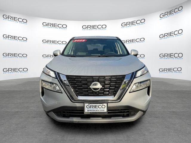 Used 2022 Silver Nissan SV image 2