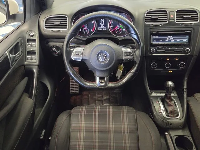 Used 2014 White Volkswagen Wolfsburg Edition image 14