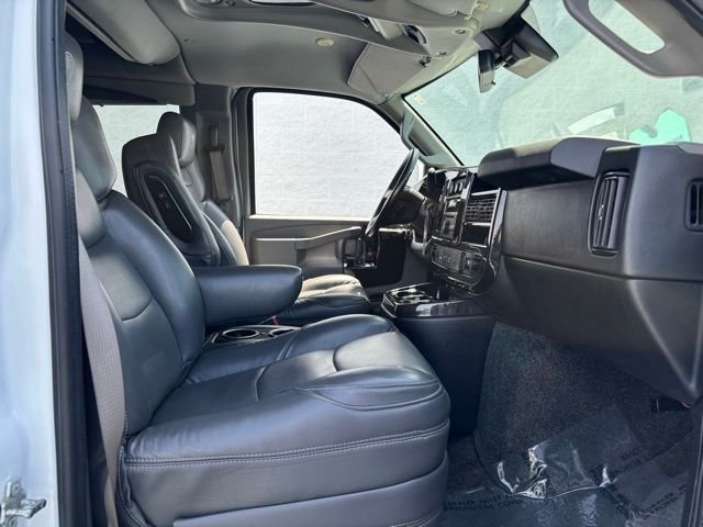 Used 2020 Summit White GMC Explorer Limited SE image 20