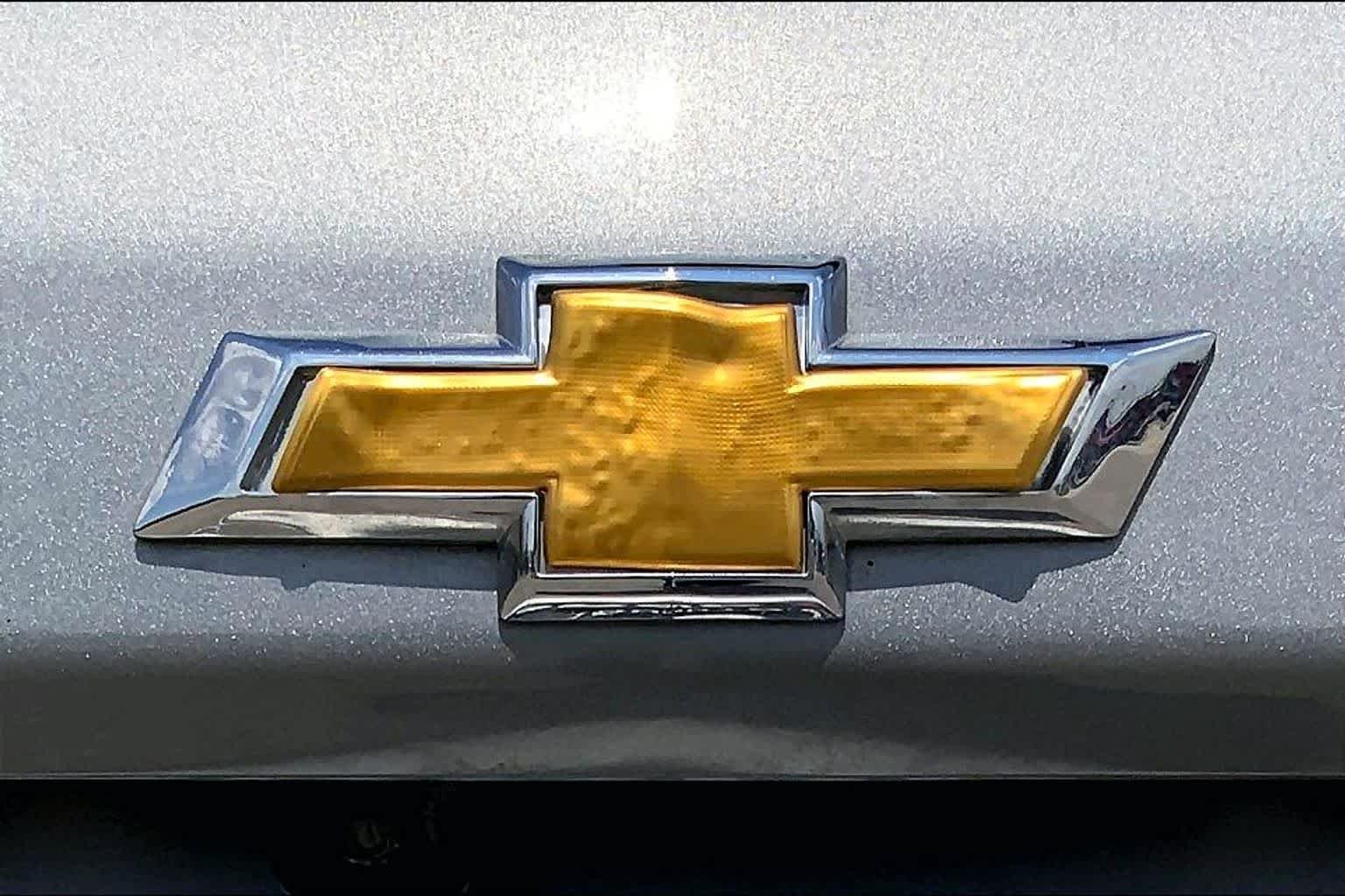 Used 2023 Sterling Gray Metallic Chevrolet LS image 10