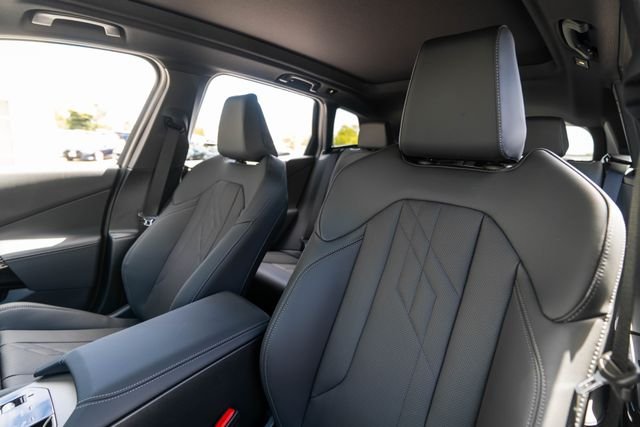 New 2026 Dark Graphite Metallic BMW 30 xDrive image 5