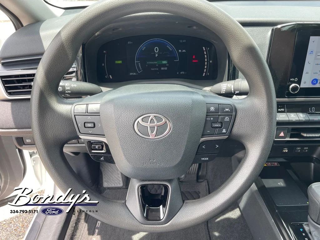 2025 Toyota Camry LE - Photo 7