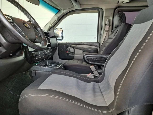 Used 2015 Black Chevrolet Work Van image 19