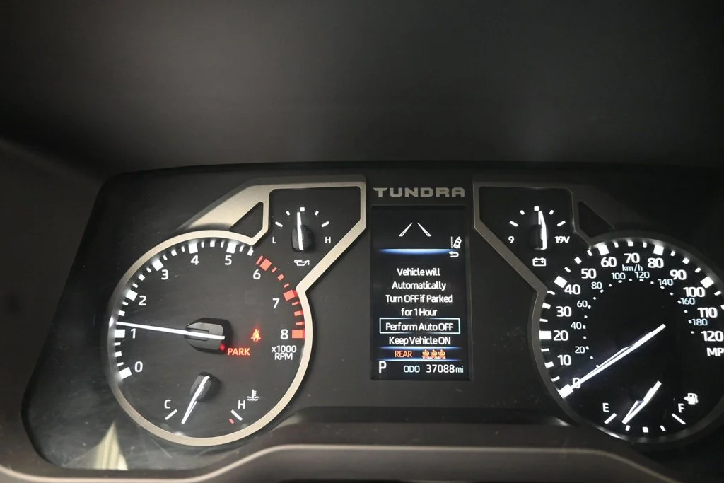 Used 2022 Silver Toyota SR5 image 18