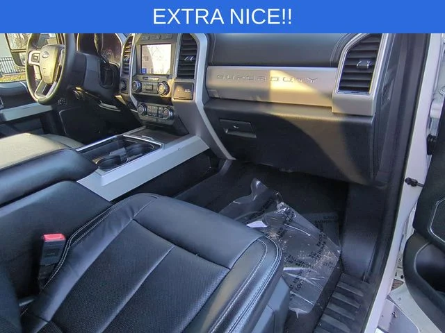 Used 2020 White Ford Lariat image 39