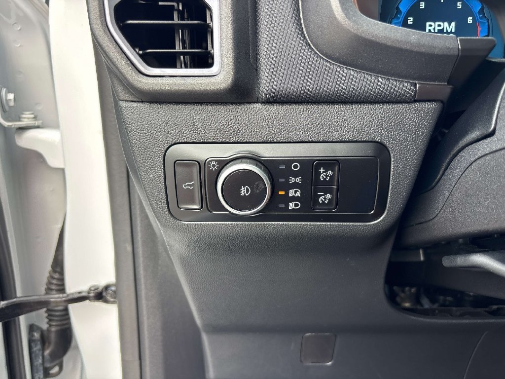 Used 2025 White Ford Outer Banks image 18