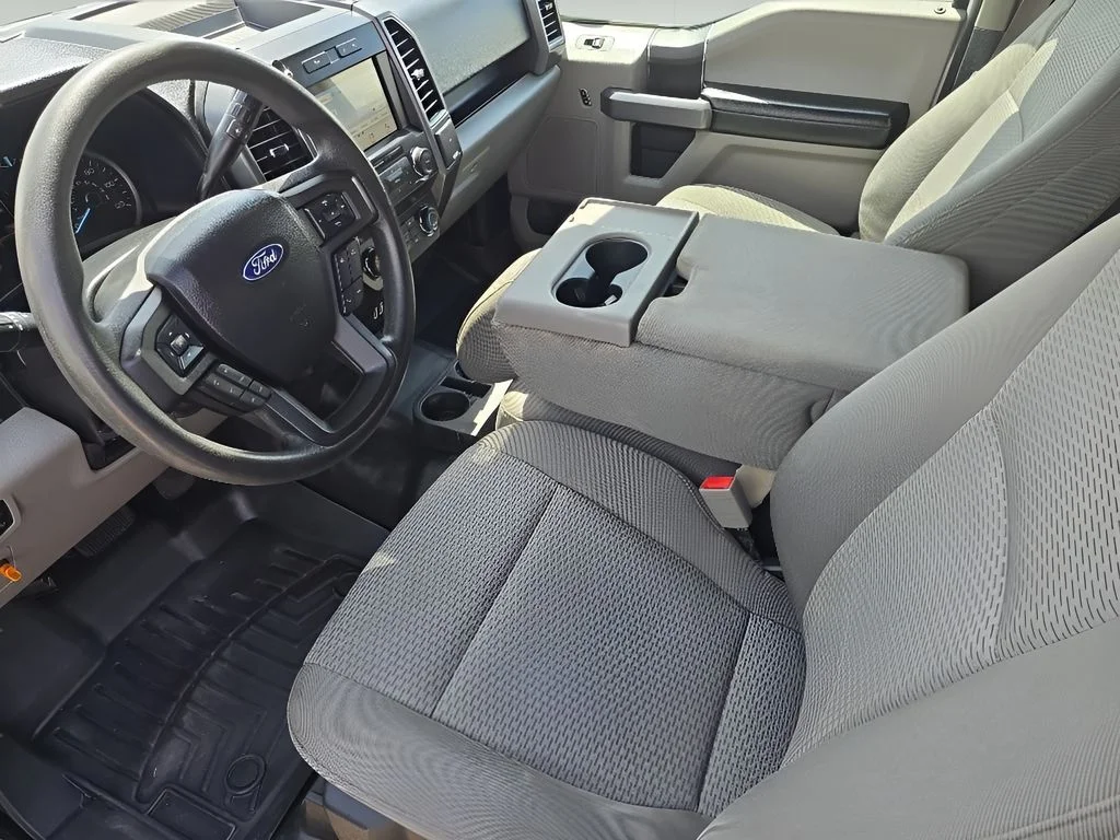 Used 2019 White Ford  image 9