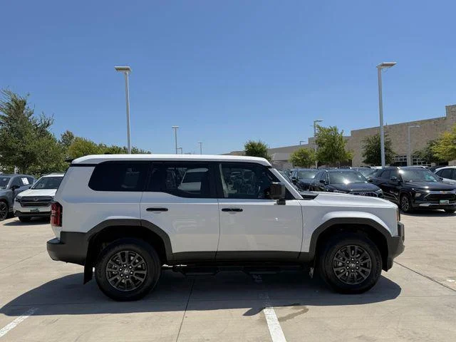 Certified Used 2024 ICE CAP Toyota 1958 image 41