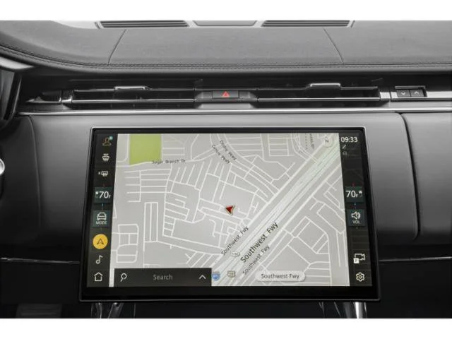 Used 2026 Fuji White Land Rover SE image 15
