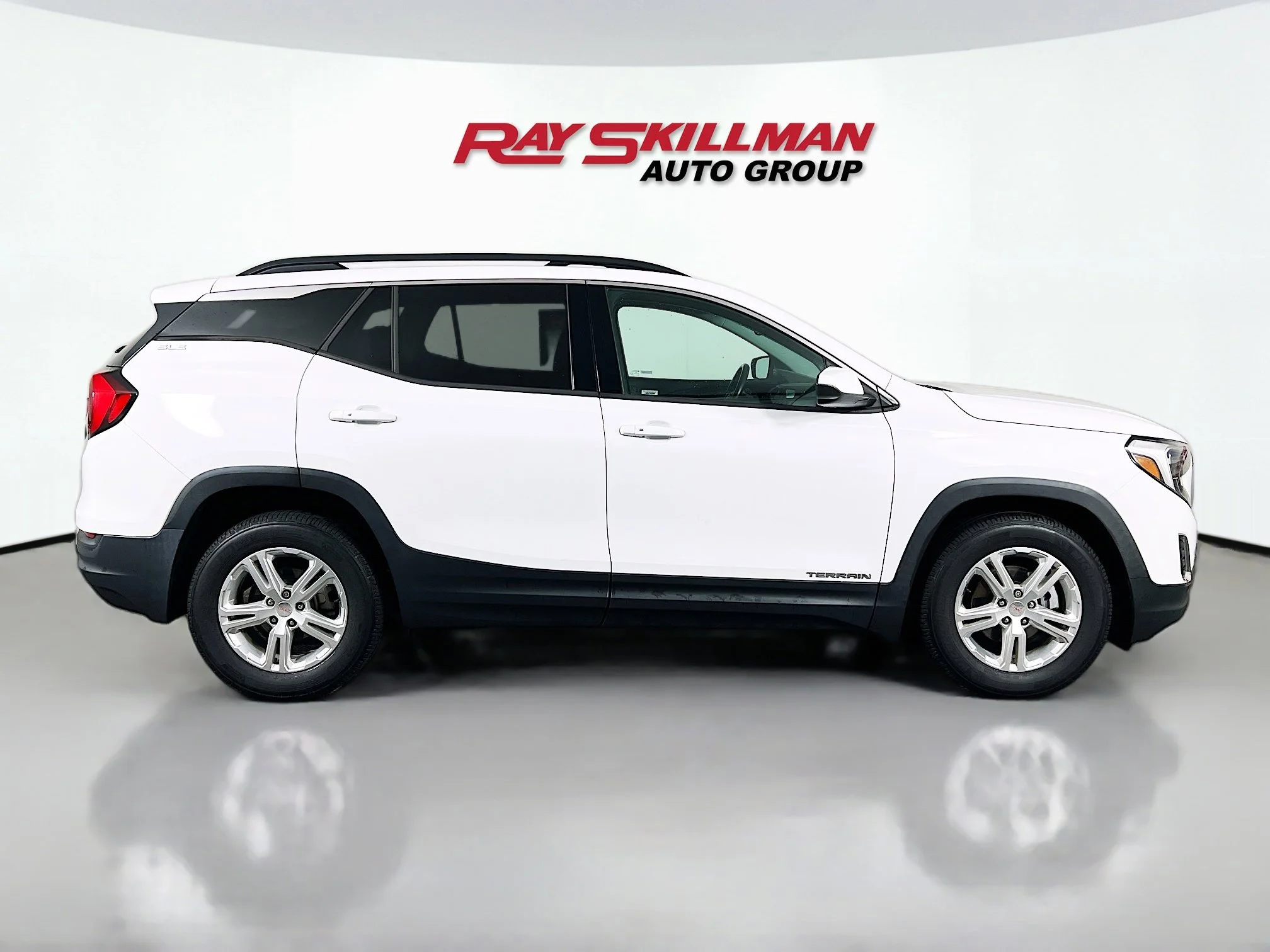 2020 GMC Terrain SLE - Photo 8