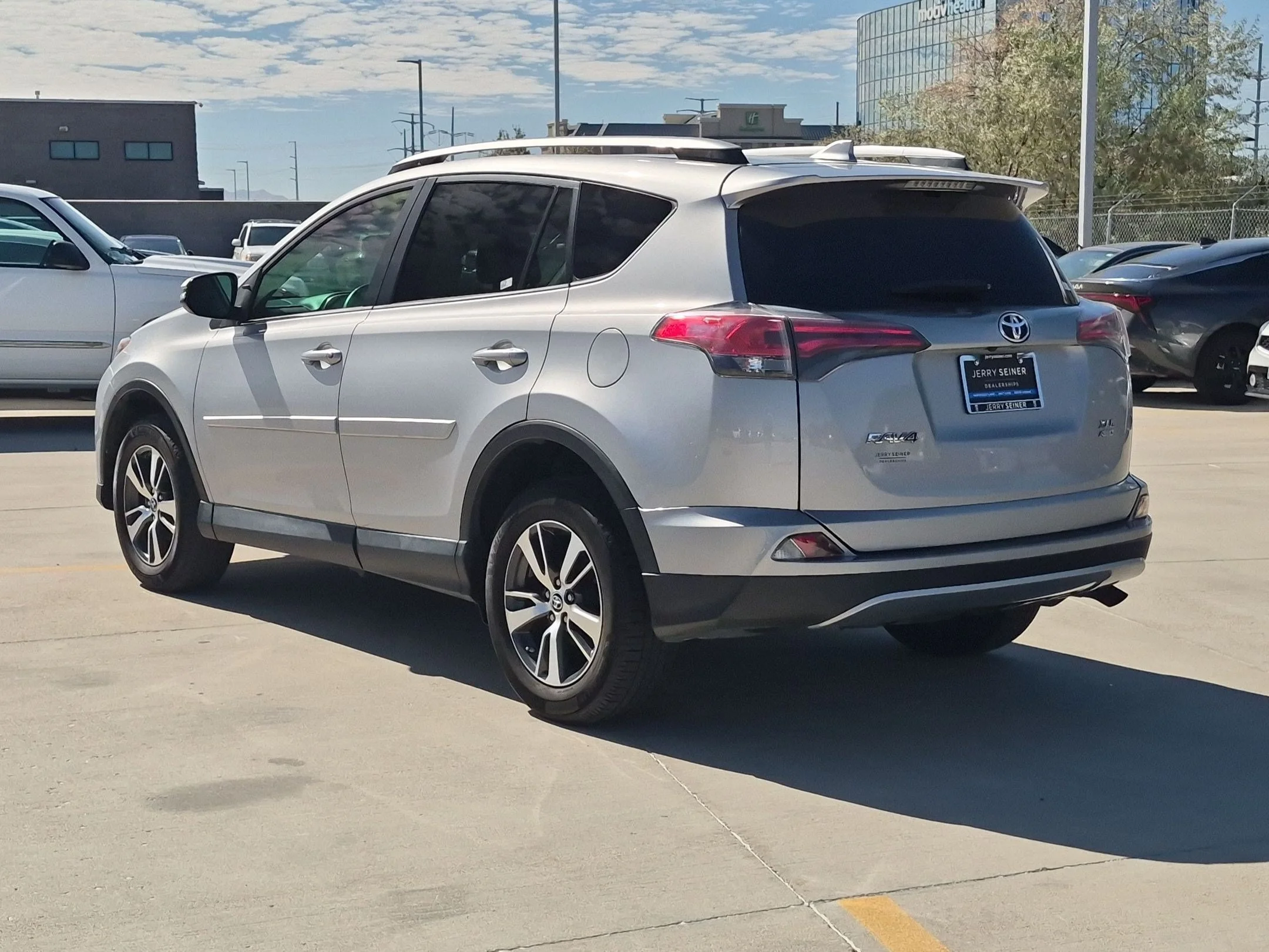 Used 2018 Silver Sky Metallic Toyota XLE image 3