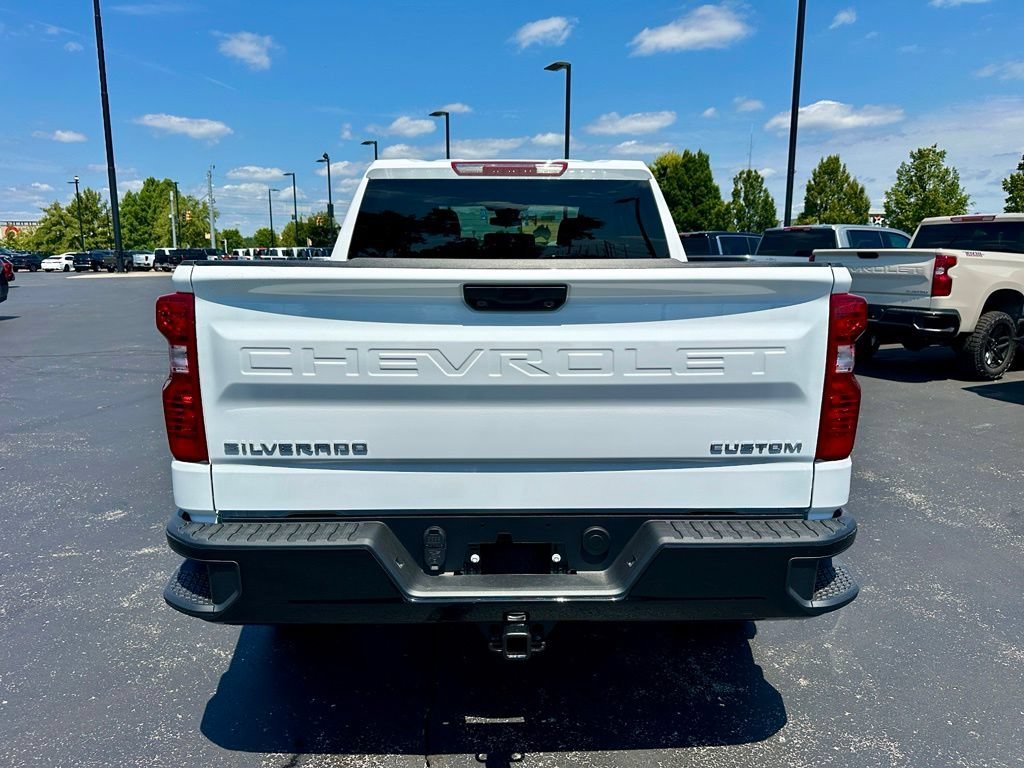 New 2026 Summit White Chevrolet Custom Trail Boss image 4