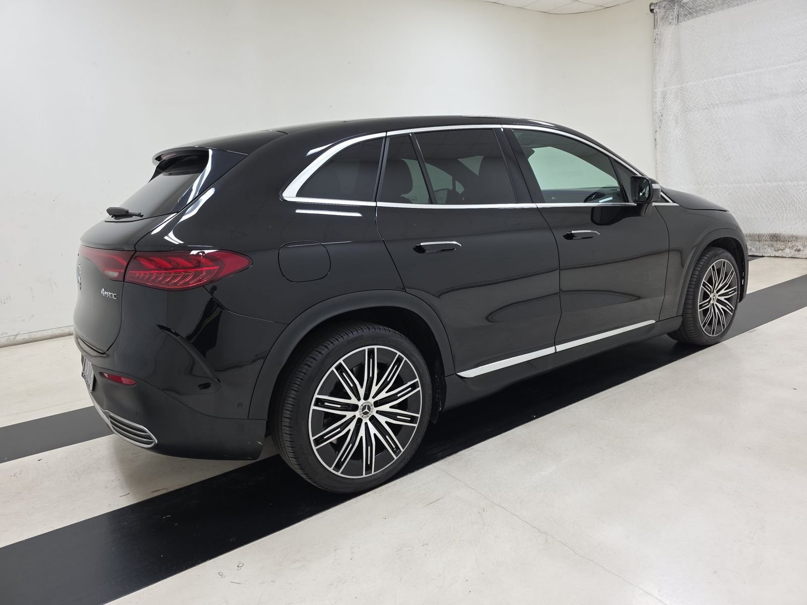 Used 2023 Black Mercedes-Benz 350 SUV image 10