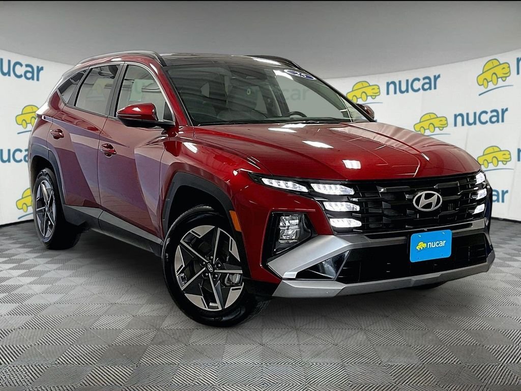 Certified Used 2025 Red Hyundai SEL Convenience image 1