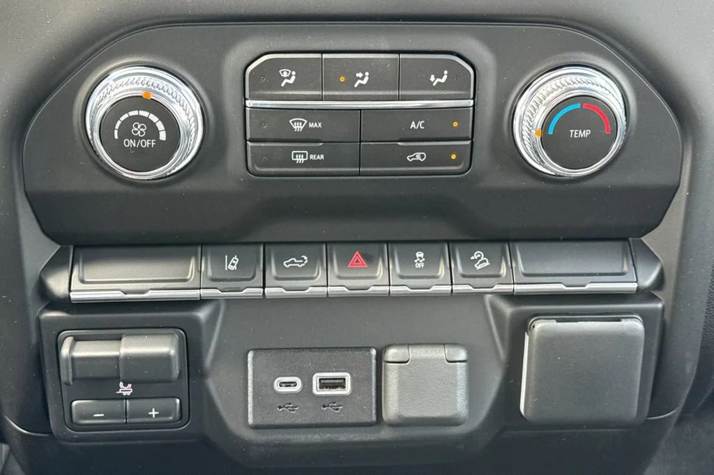 New 2026 Summit White GMC Pro image 15