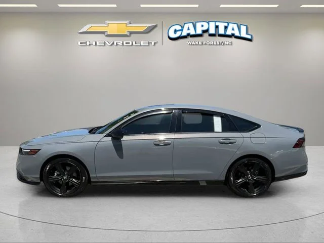 Used 2023 Silver Honda Sport-L image 3