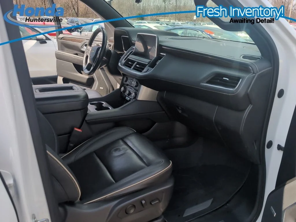 Used 2023 Summit White Chevrolet Premier image 19