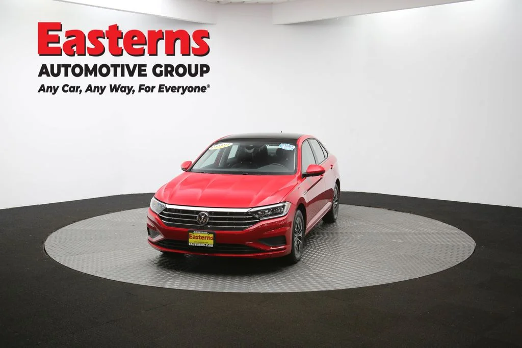Used 2019 Red Volkswagen SEL image 54