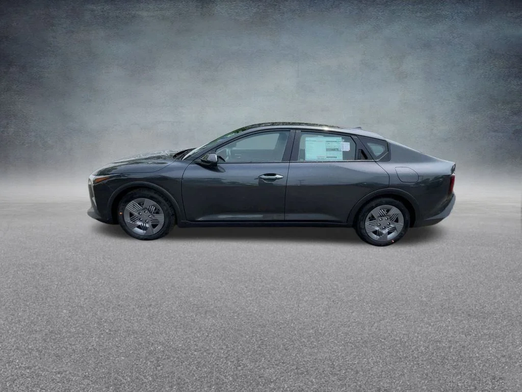 2025 Kia K4 LX - Photo 13