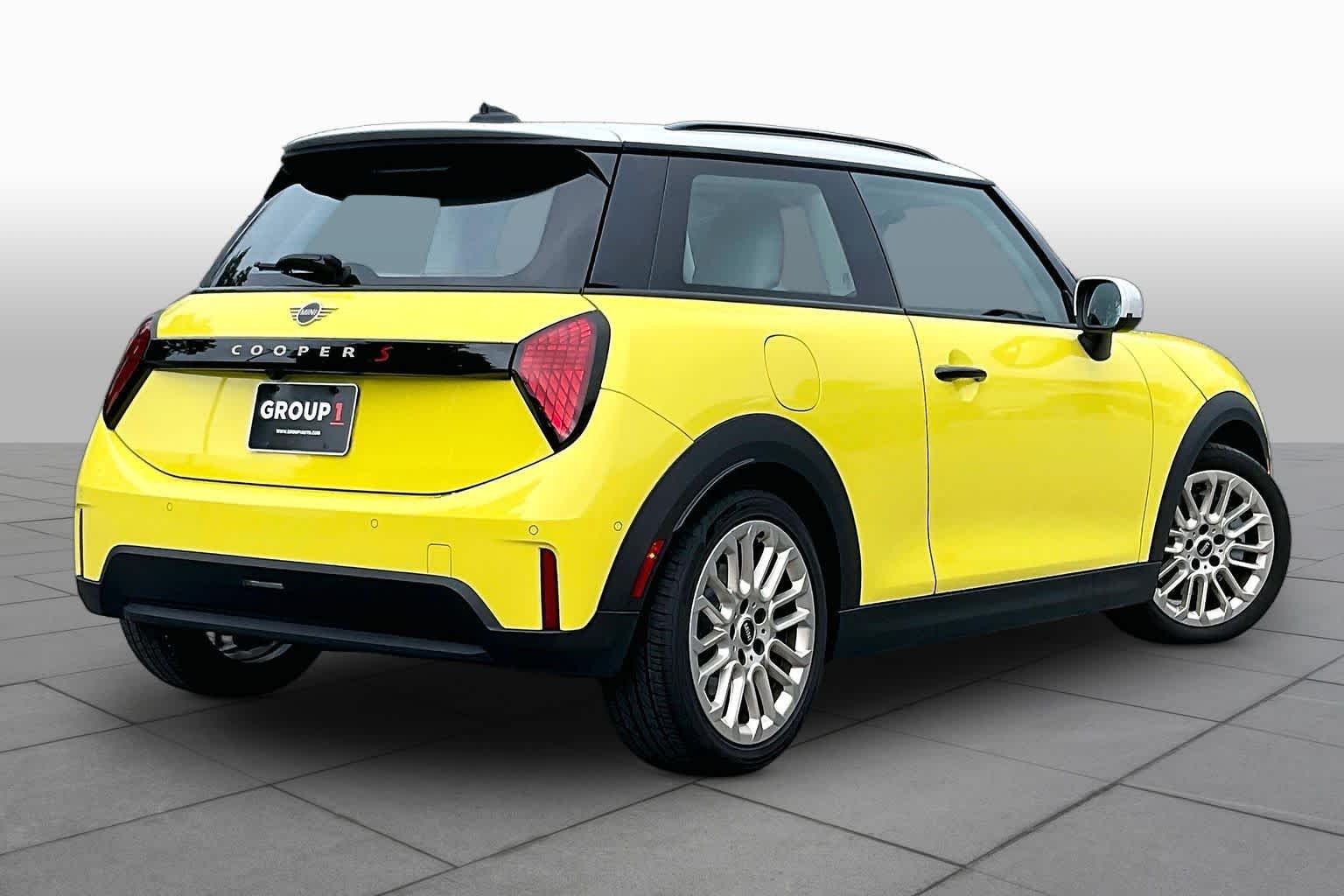 Used 2025 Sunny Side Yellow MINI Cooper S image 11