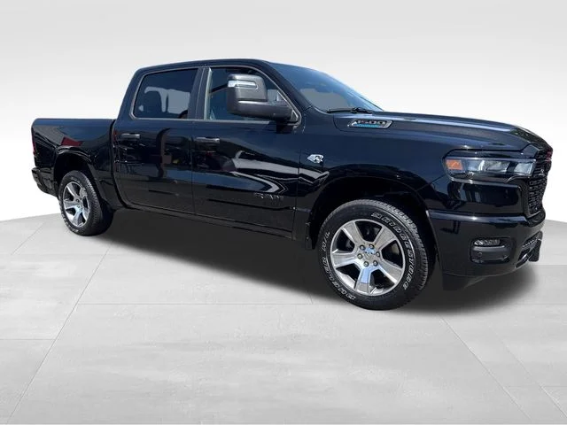 2026 RAM 1500 Express 4x4 Crew Cab 5'7's photo
