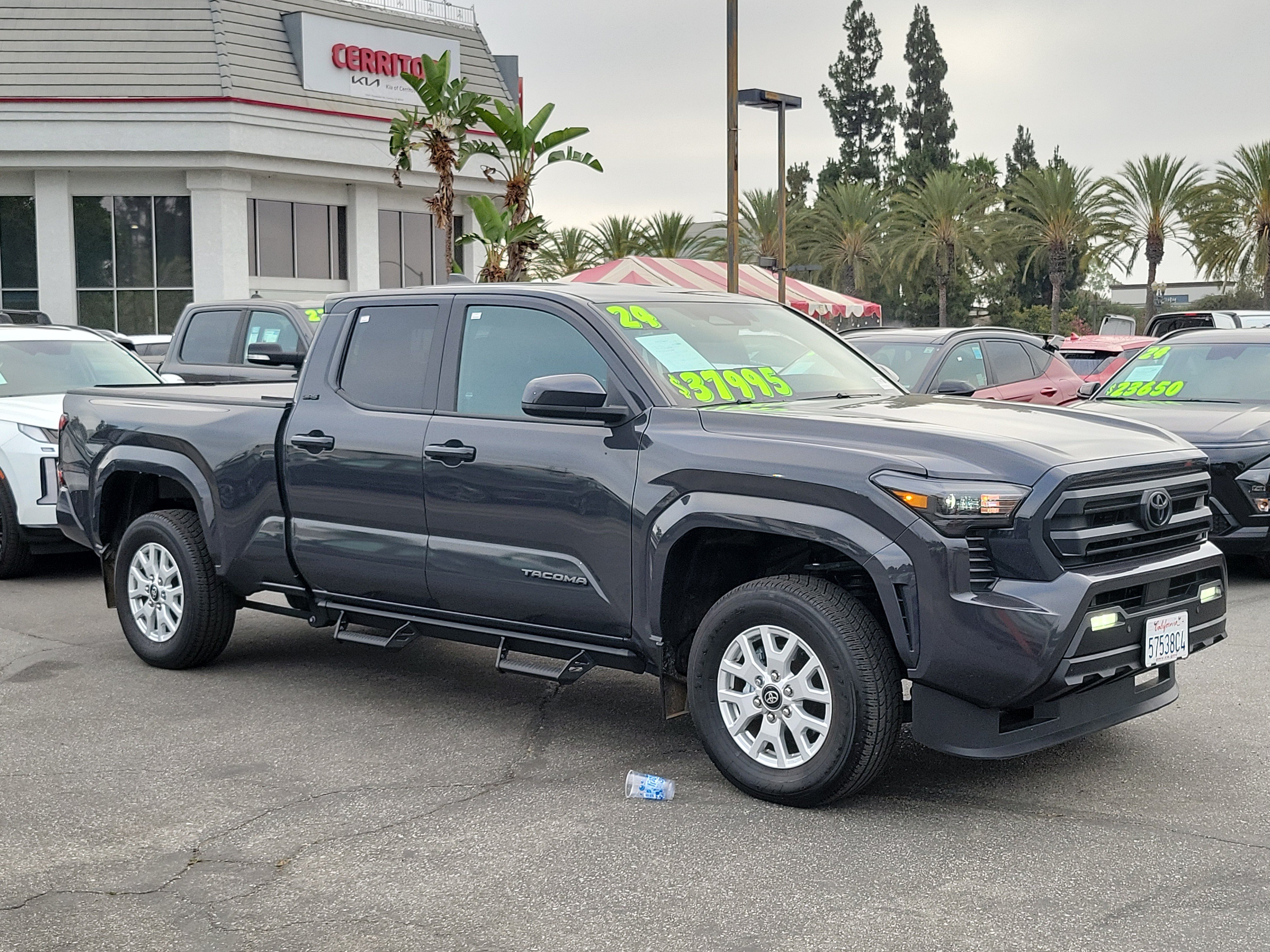 2024 Toyota Tacoma SR5 - Photo 25