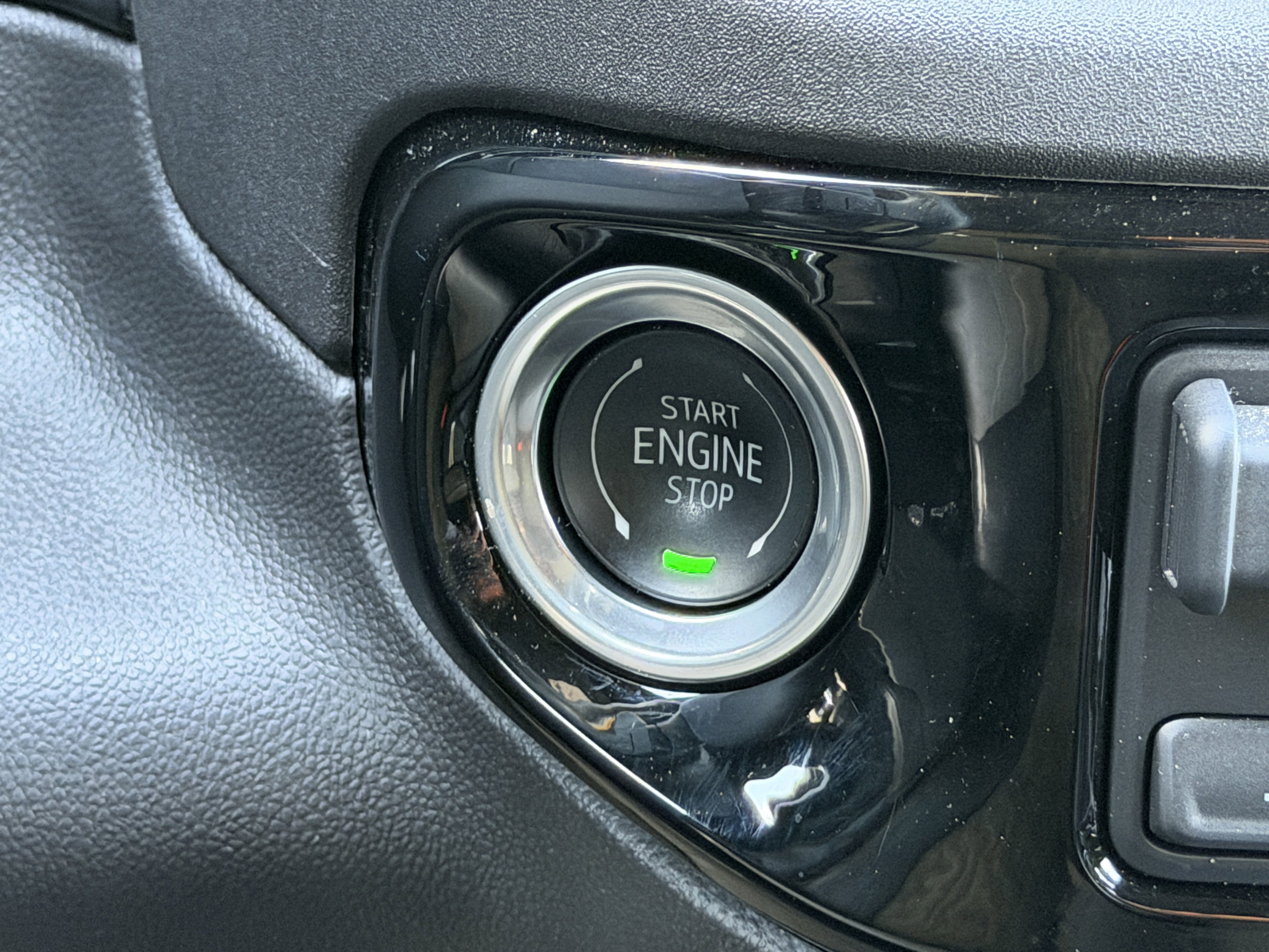 2024 Chevrolet Silverado 1500 ZR2 - Photo 39