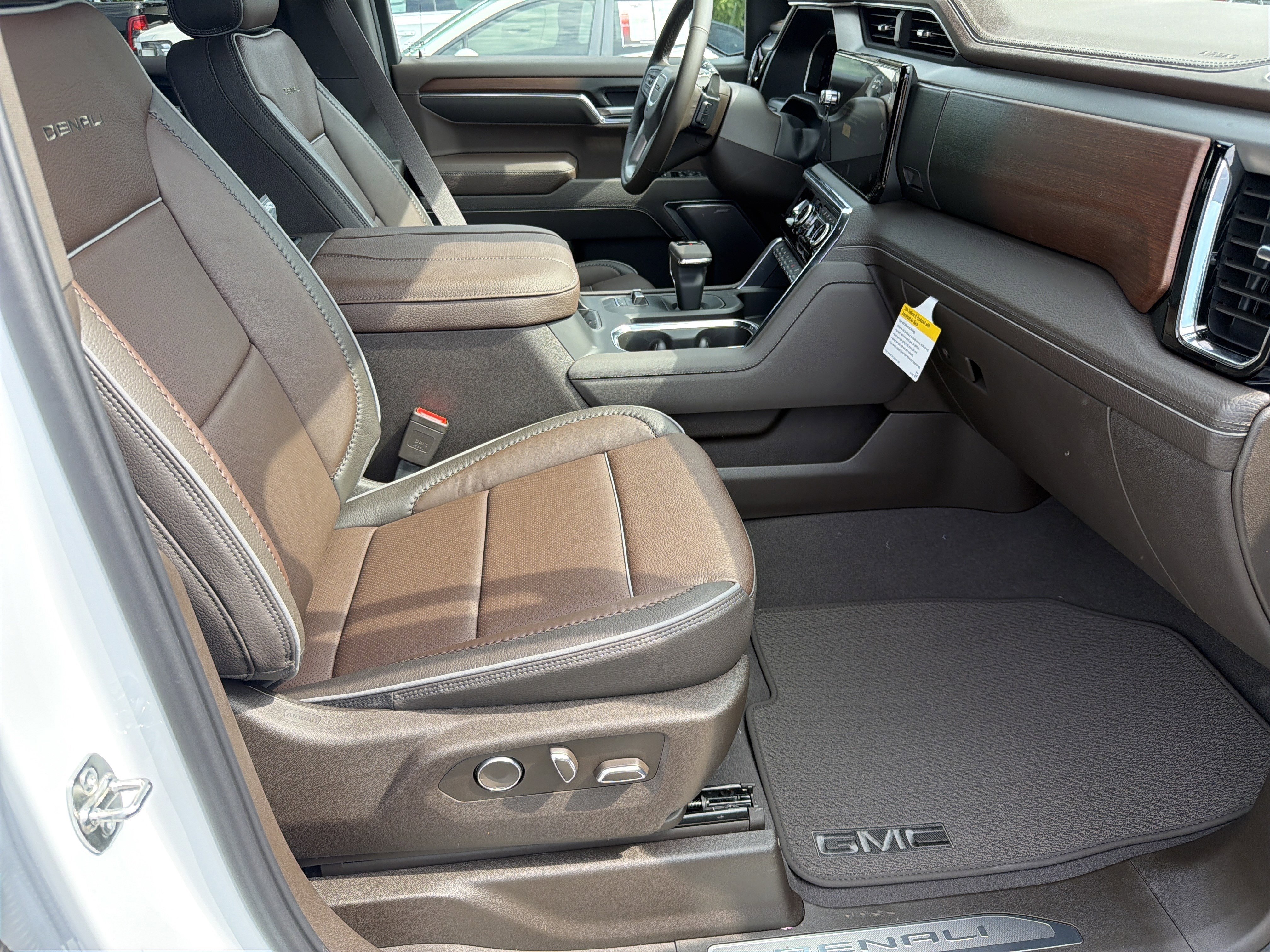 2026 GMC Sierra 1500 Denali - Photo 13