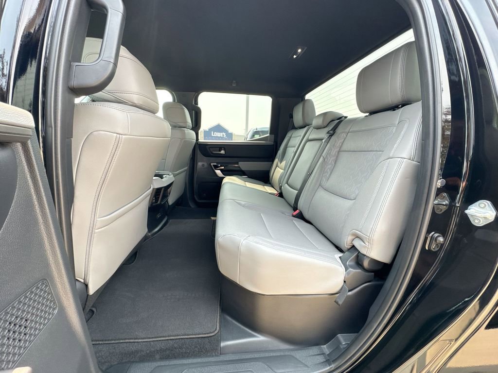 2025 Toyota Tundra Limited - Photo 23