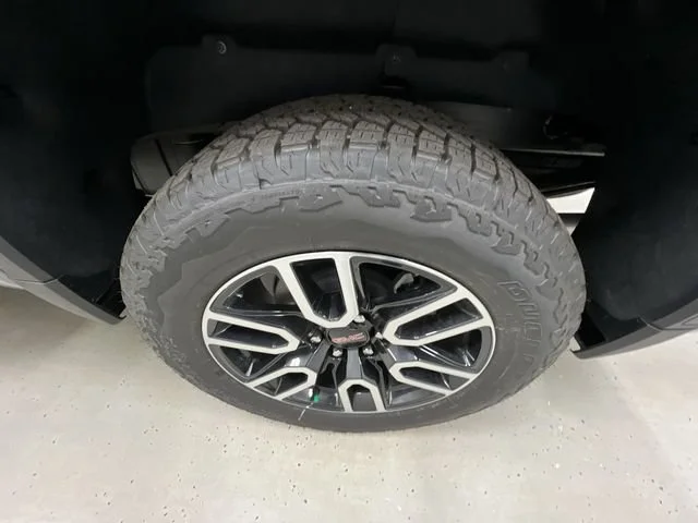 New 2026 Sterling Metallic GMC AT4 image 35