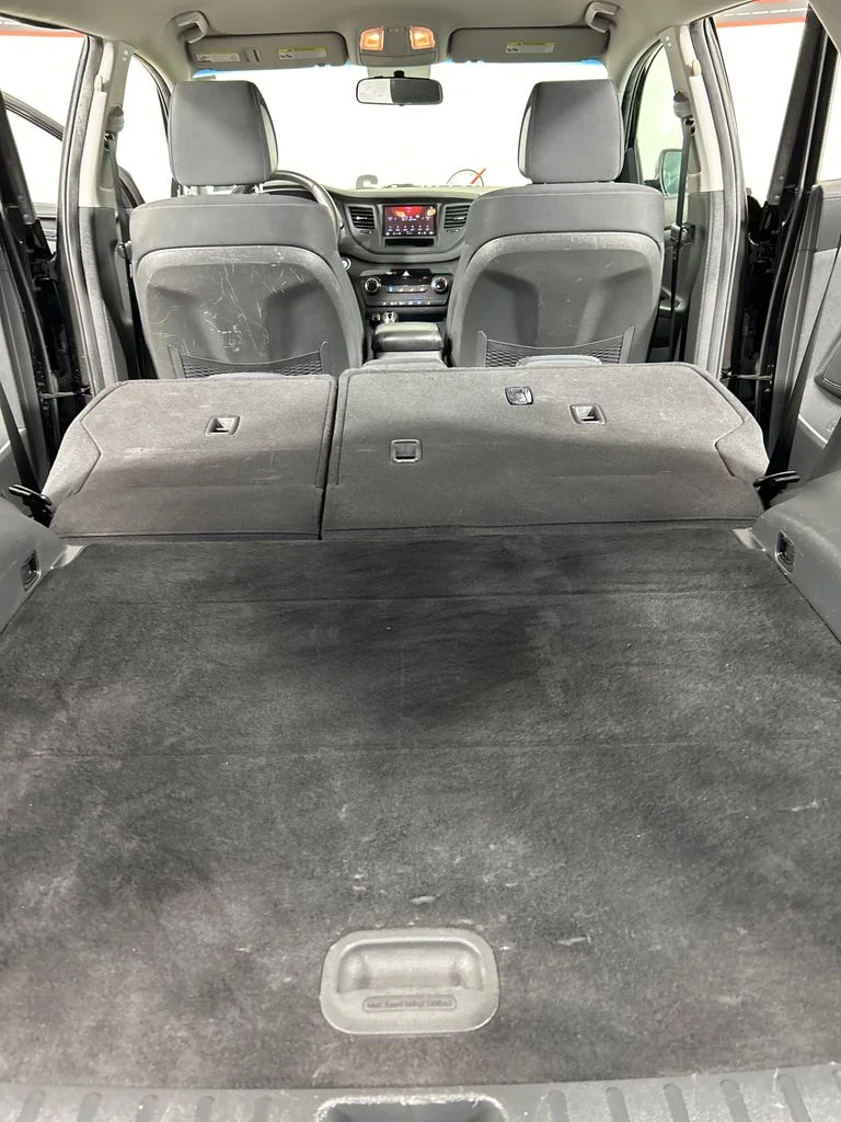 Used 2016 Black Hyundai Sport image 20