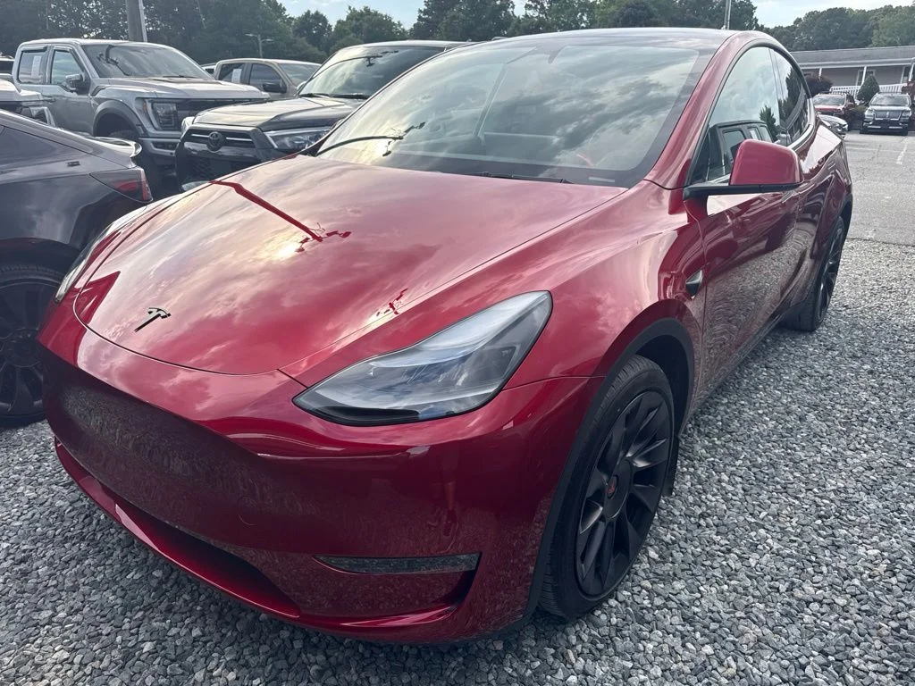 Used 2024 Red Tesla Long Range image 1