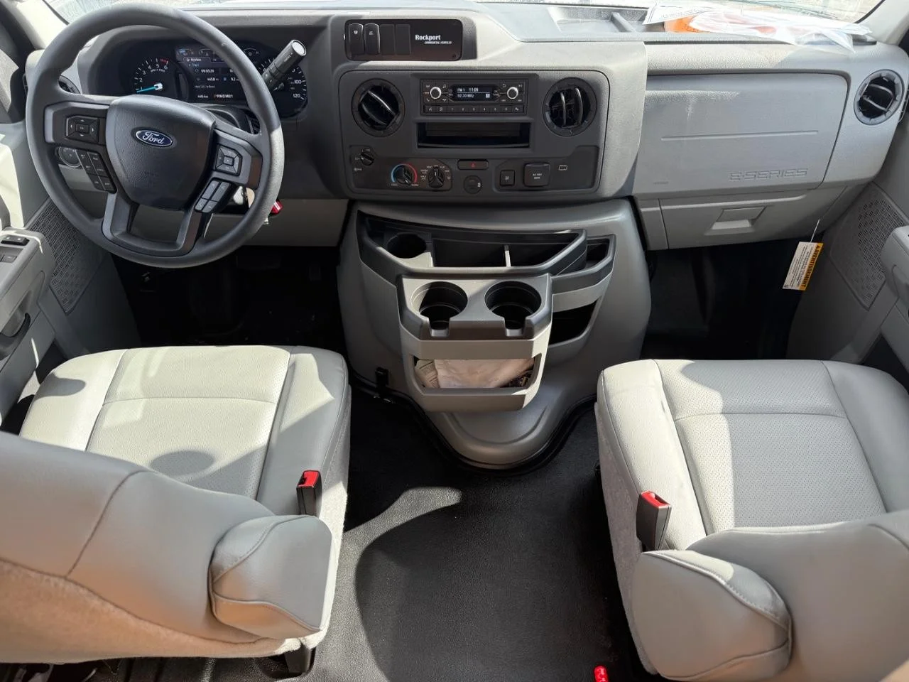 New 2026 Oxford White Ford E-450 DRW image 9