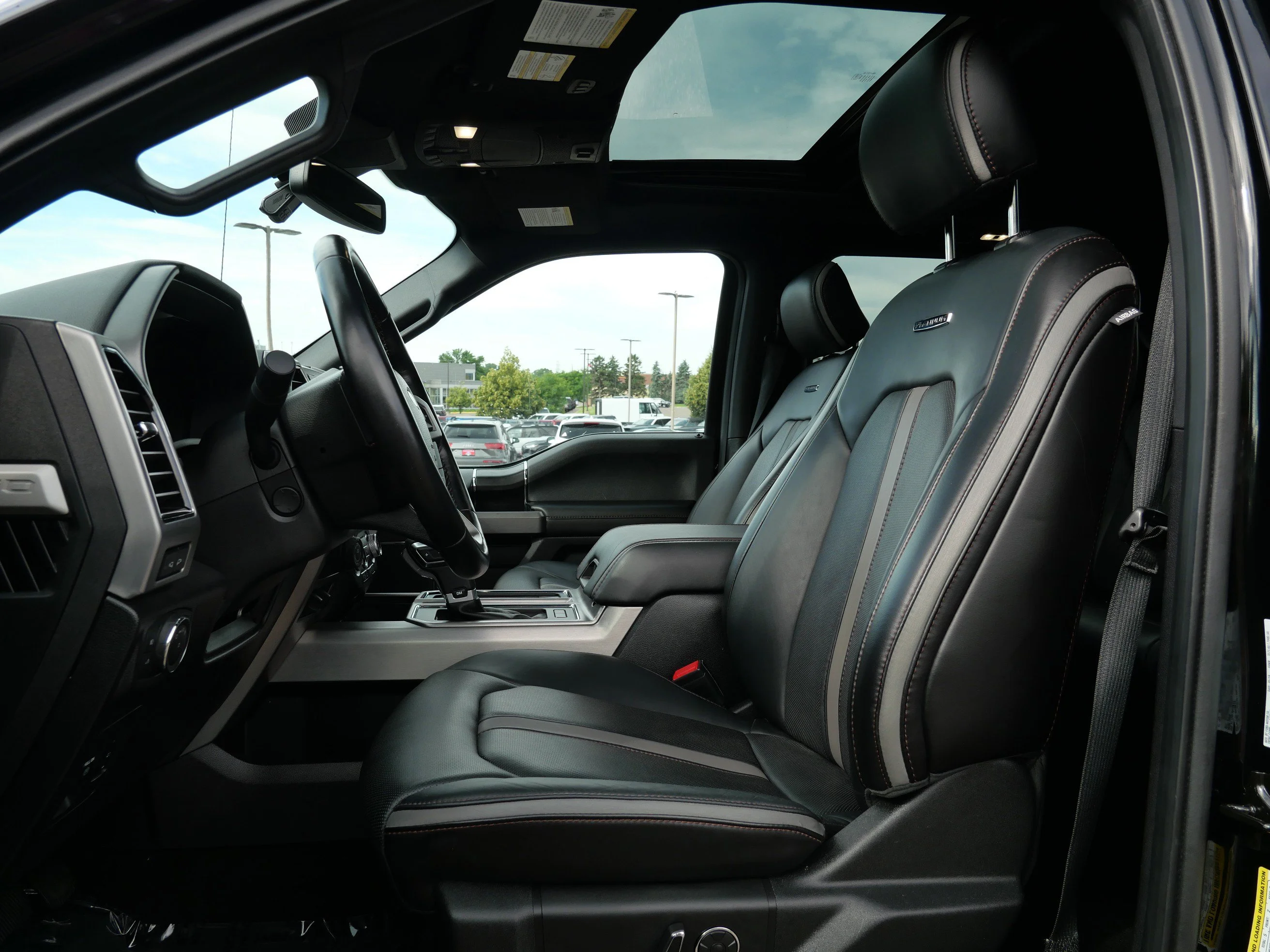 Certified Used 2018 Black Velvet Ford Platinum image 10