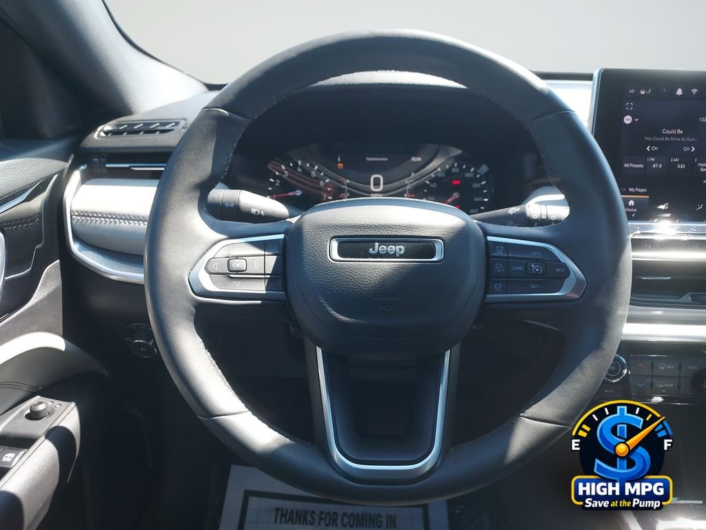Used 2025 Silver Jeep Limited image 20