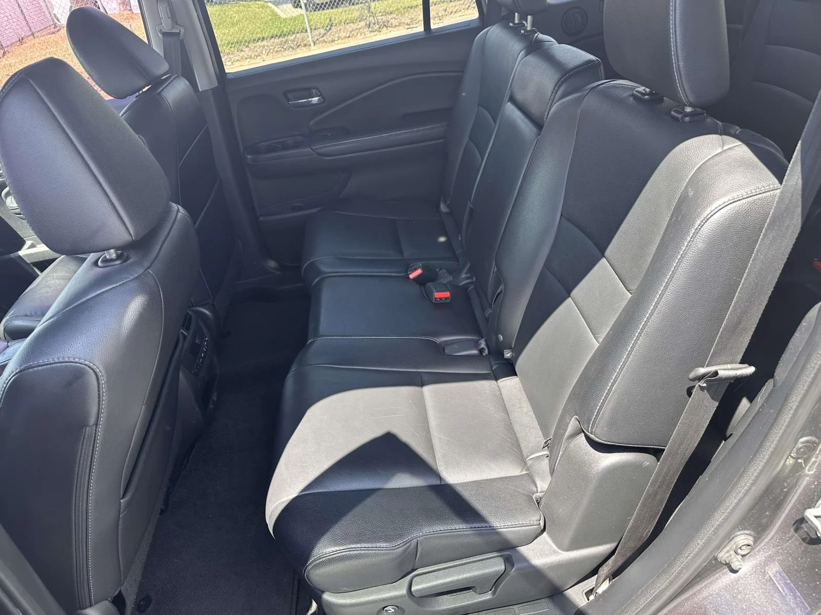Used 2016 Gray Honda EX-L image 11