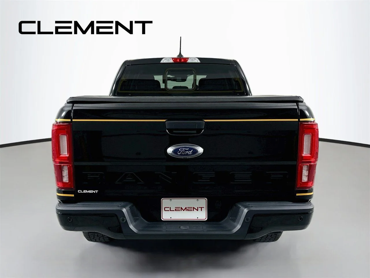 Used 2022 Shadow Black Ford XLT image 8