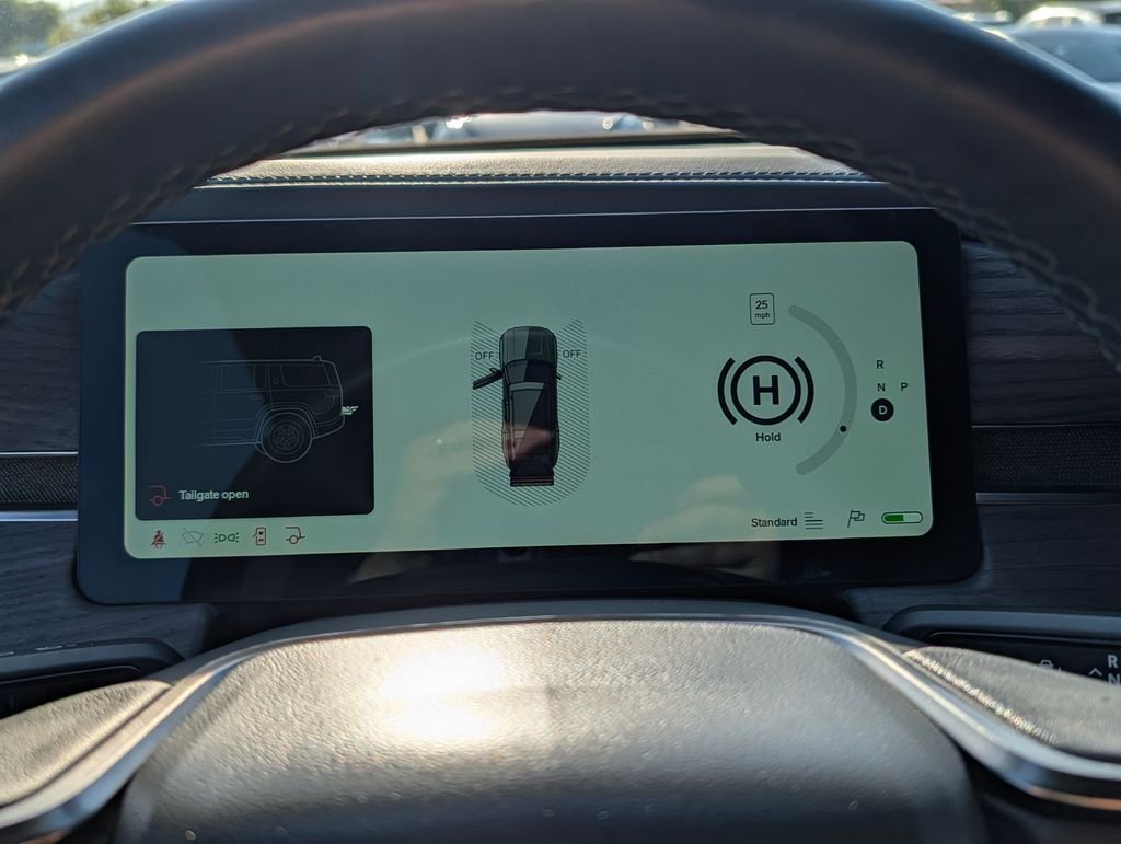 2024 Rivian R1S Adventure - Photo 20