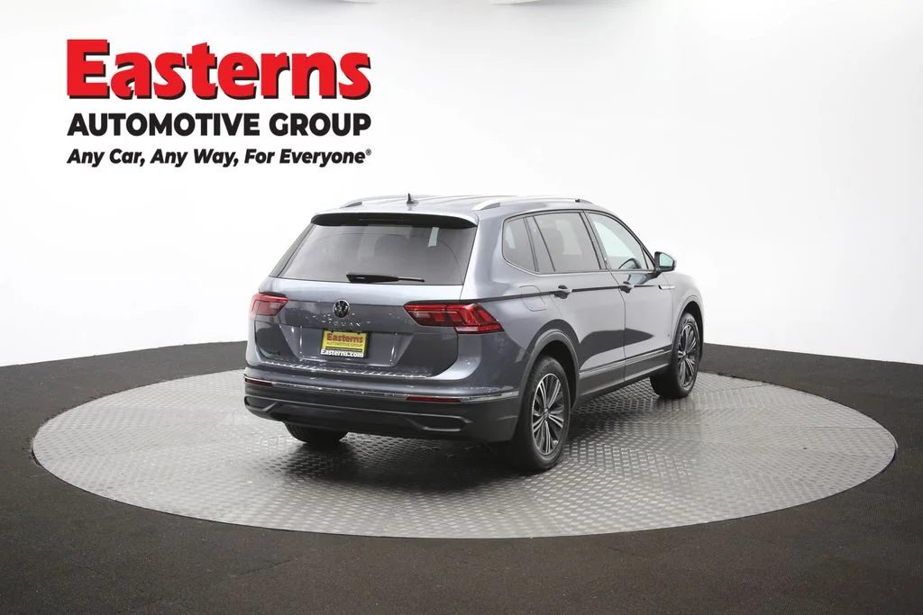 Used 2024 Gray Volkswagen 2.0T Wolfsburg Edition image 37