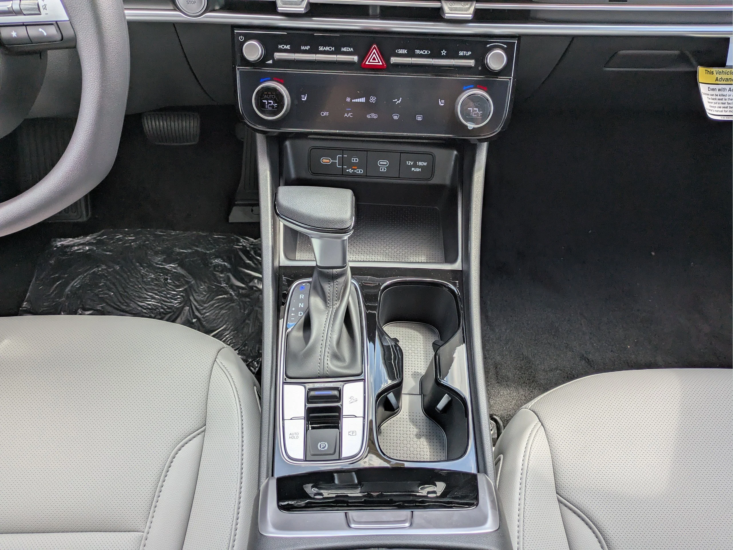 Used 2026 Atlas White Hyundai SEL image 14