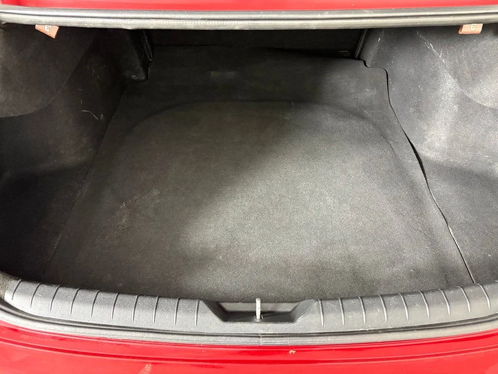 Used 2025 Red Hyundai SEL image 43