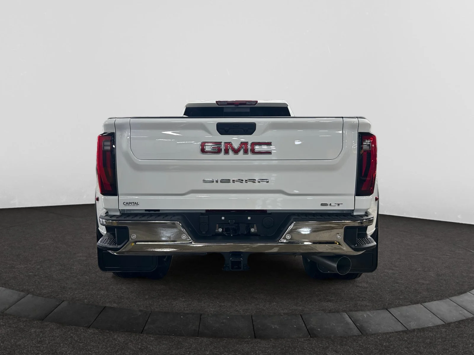 New 2026 Summit White GMC SLT image 4