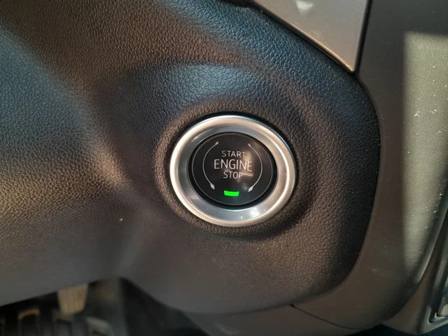 Used 2023 White Chevrolet WT image 18