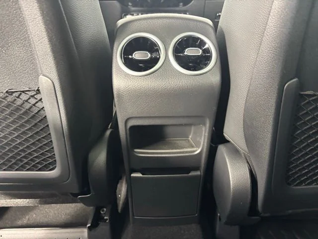 New 2026 Polar White Mercedes-Benz GLA 250 image 37